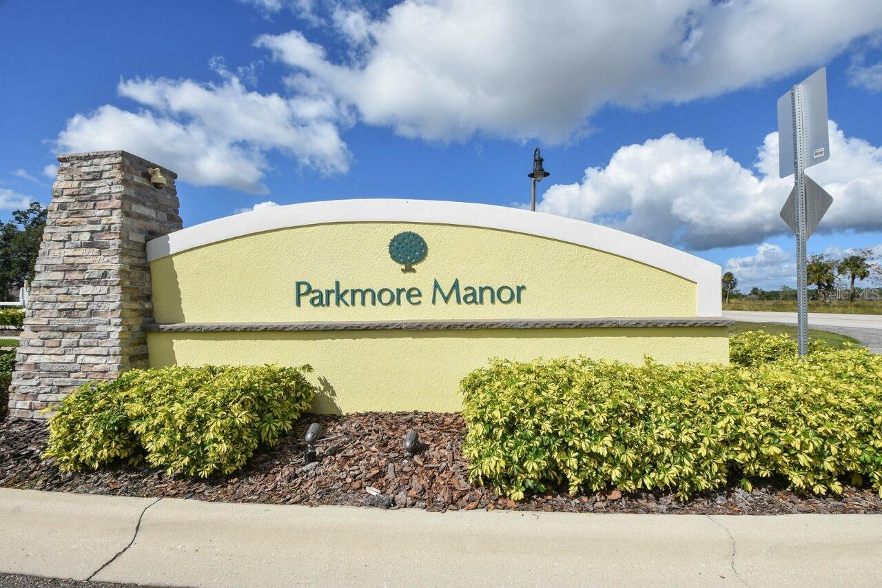 PARKMORE MANOR - Residential