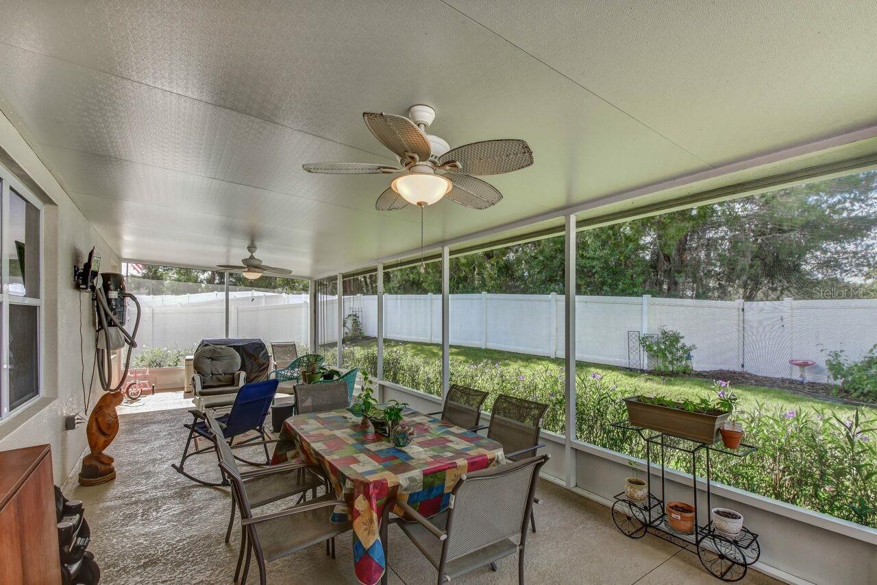 PARKMORE MANOR - Residential