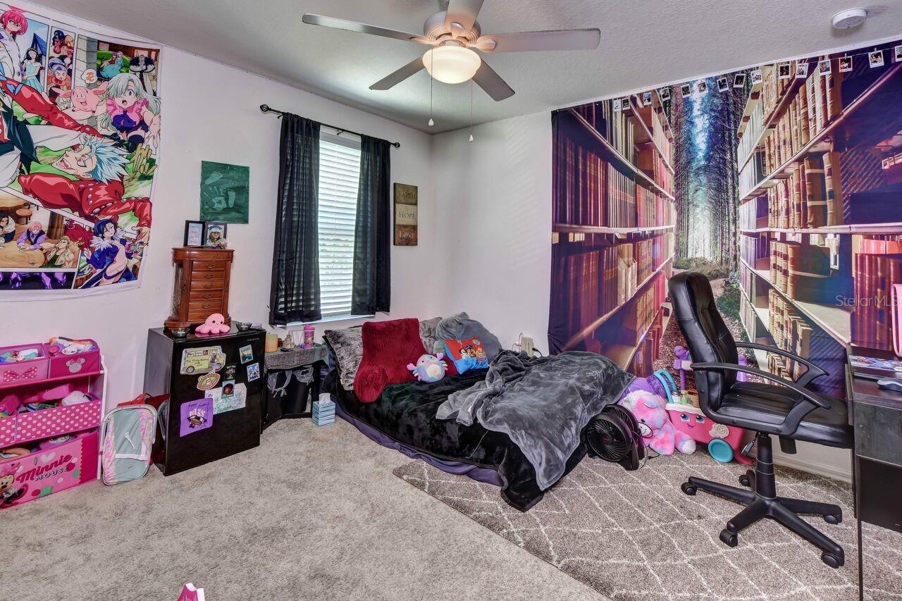 PARKMORE MANOR - Residential