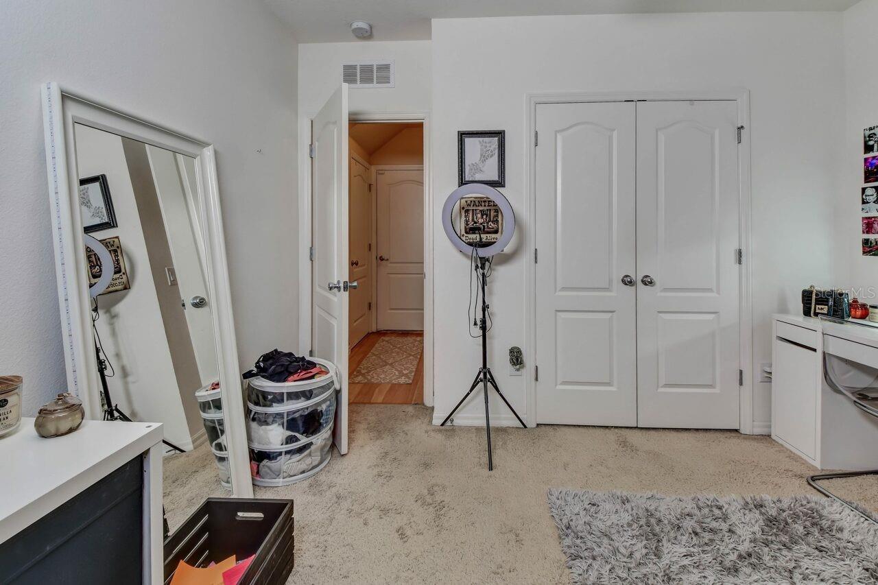 PARKMORE MANOR - Residential