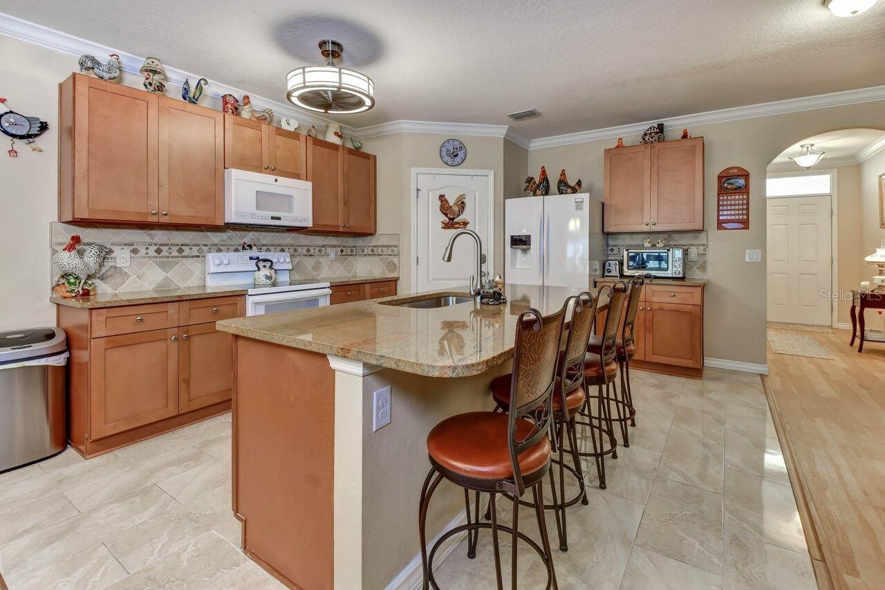 PARKMORE MANOR - Residential