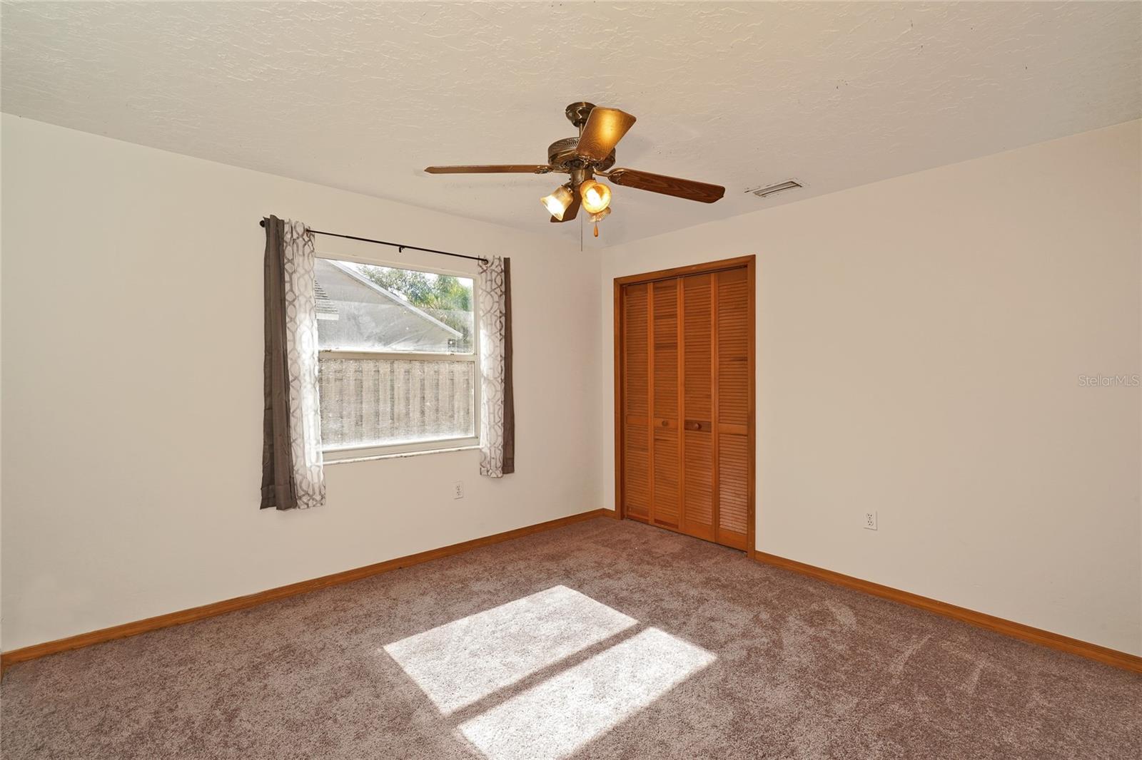 ISLAND OAKS SUB - Residential