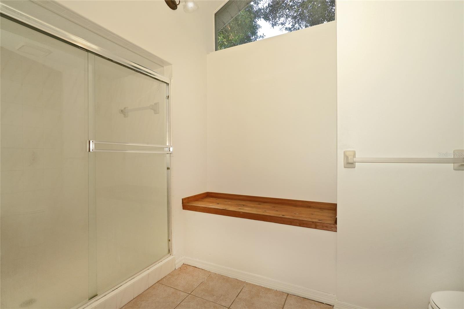 ISLAND OAKS SUB - Residential