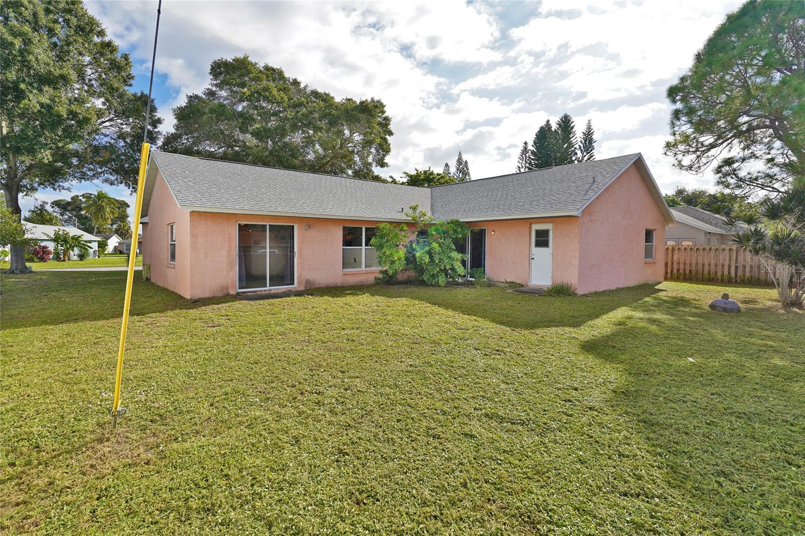 ISLAND OAKS SUB - Residential