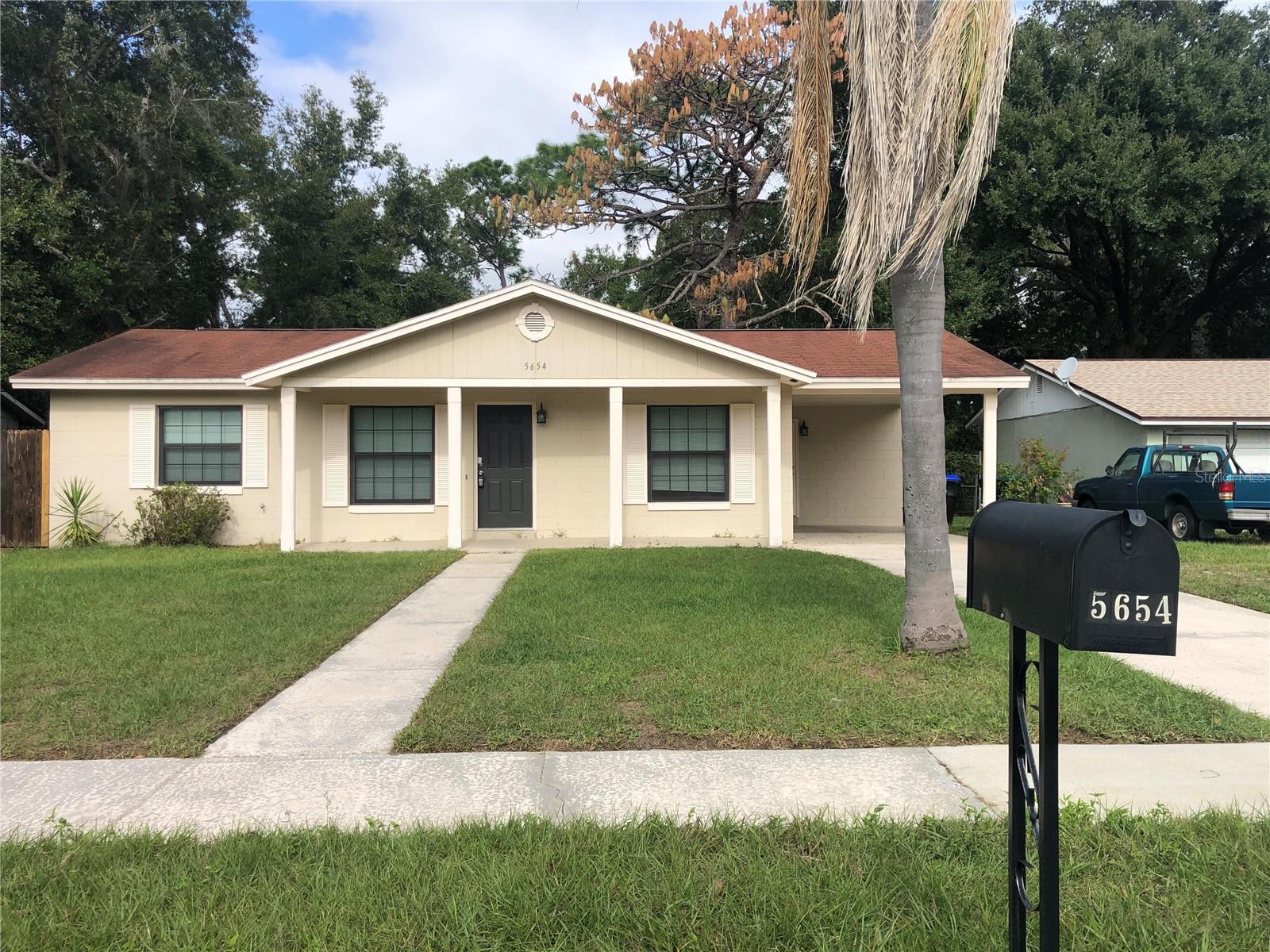 Charming 3BR/2BA Home in Prime Orlando Location – Investor Opportunity!
This bright and open 3-bedroom, 2-bath home features a split floor plan and tile flooring throughout for easy maintenance. The spacious layout includes a well-sized living area, open kitchen, and an indoor laundry room with convenient access to the carport. Tons of natural light throughout the home enhances the welcoming atmosphere. Currently tenant-occupied through October 31, 2025—perfect for investors looking for immediate rental income. Located just minutes from I-4, this property offers quick access to downtown Orlando, theme parks, shopping, dining, and more. Please do not disturb tenants. Showings by appointment only.