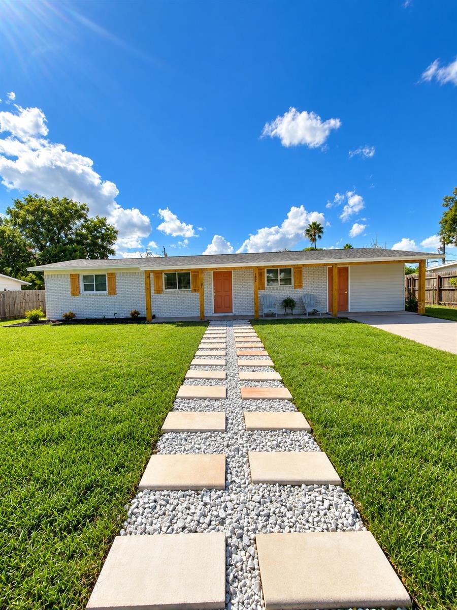 Photo of 102 Cosmos Drive, Orlando, FL 32807 (MLS # S5159893)