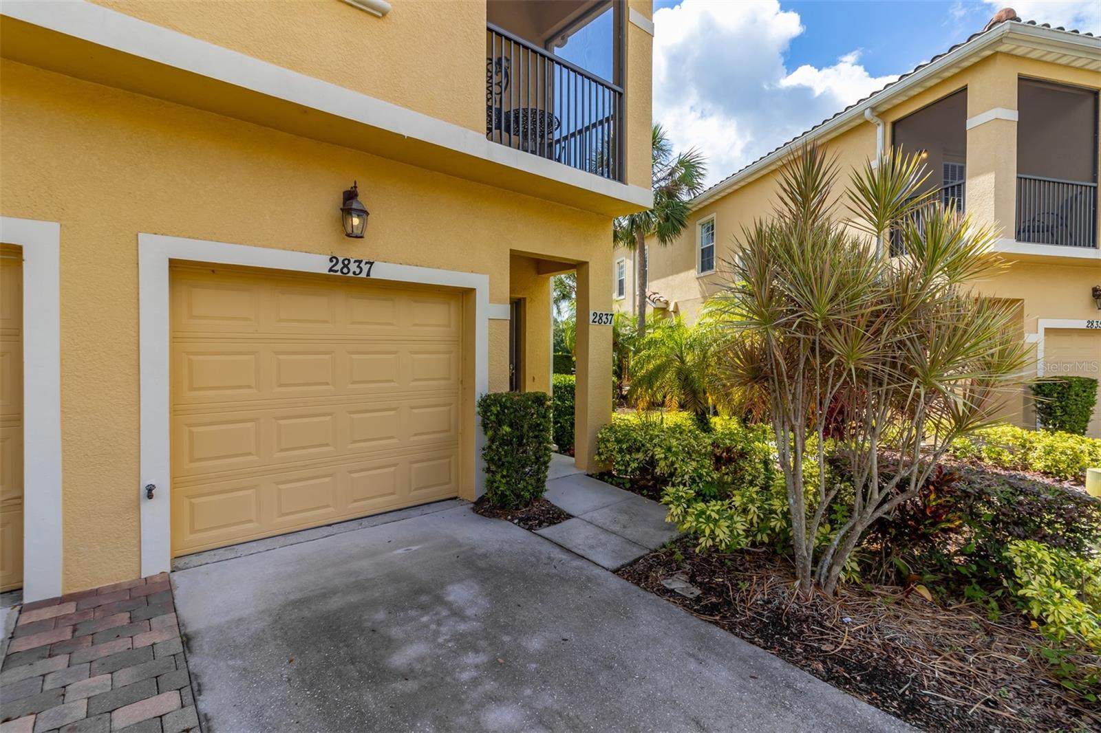 2837 OAKWATER DRIVE 2837