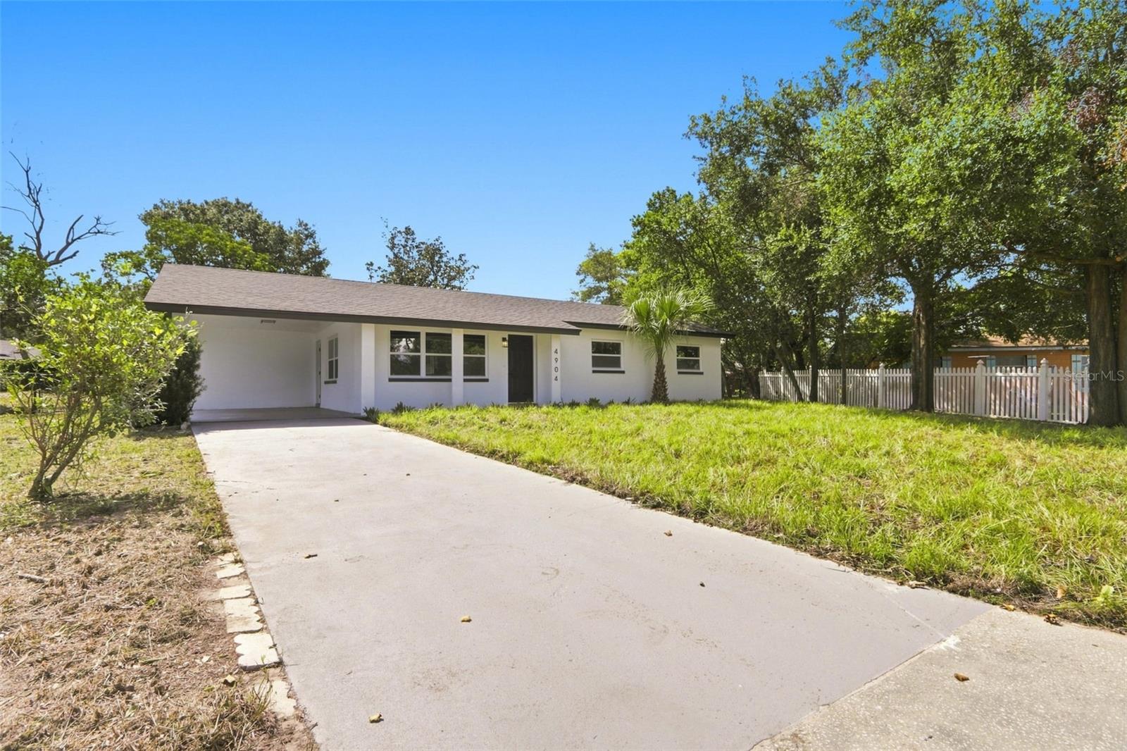 4904 DANNY BOY CIRCLE