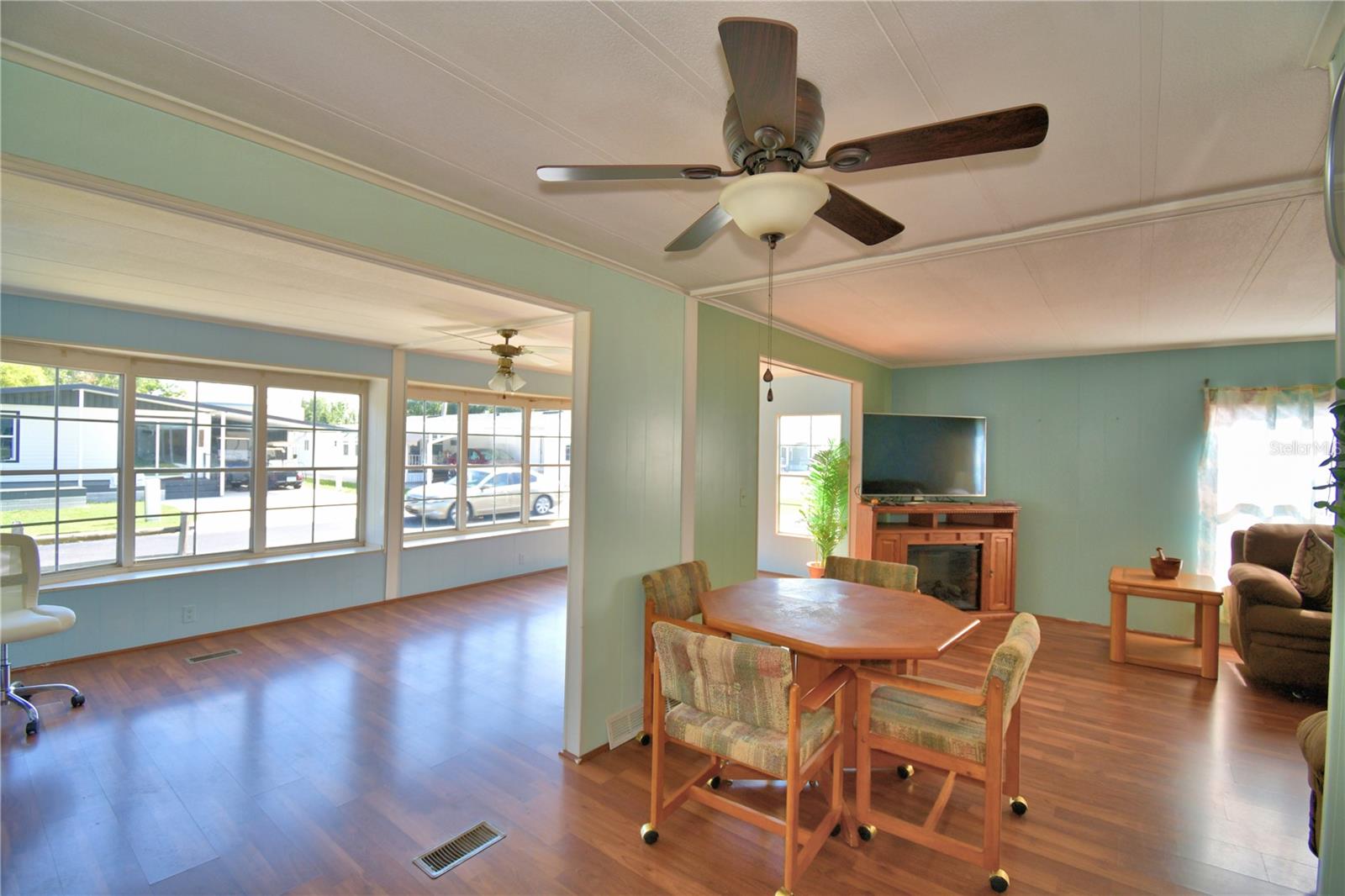 OAKWOOD ESTATES - Residential