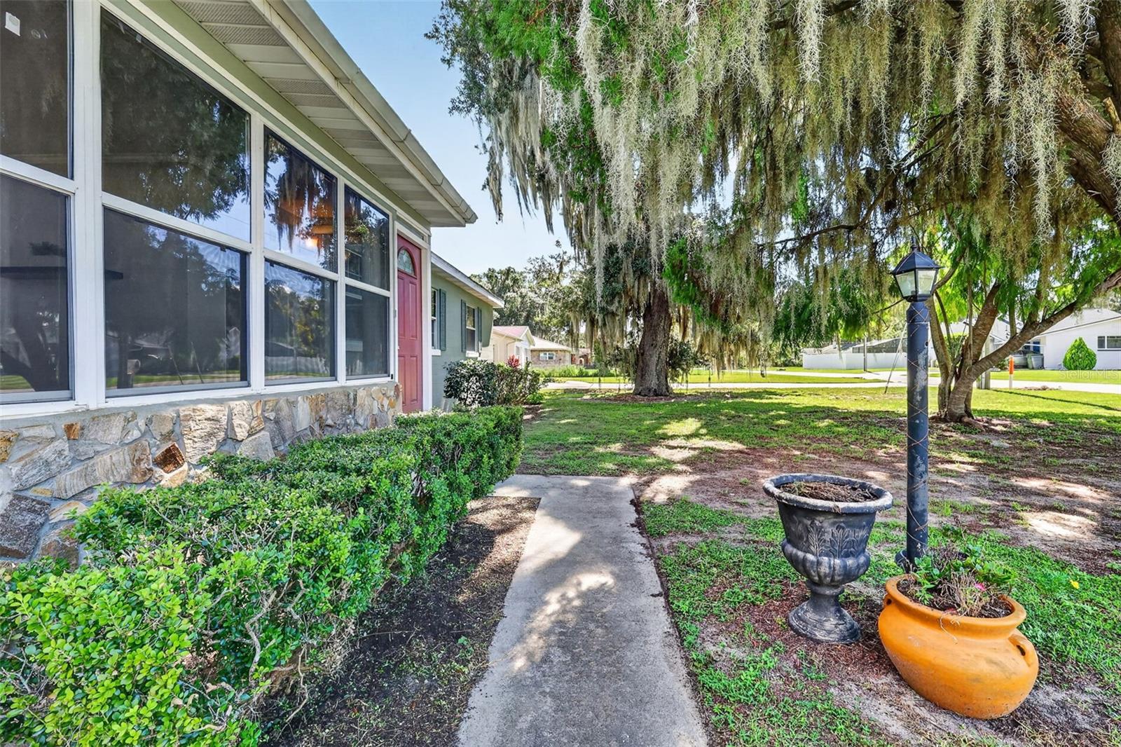 1610 PARK DRIVE