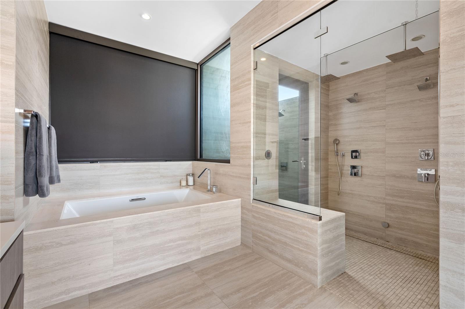 THE ENCLAVE AT DORADO BEACH RESORT - Residential