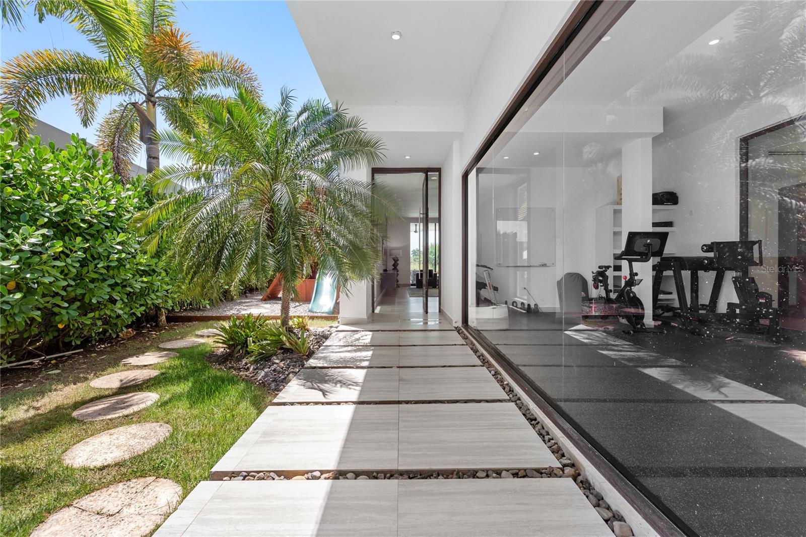 THE ENCLAVE AT DORADO BEACH RESORT - Residential