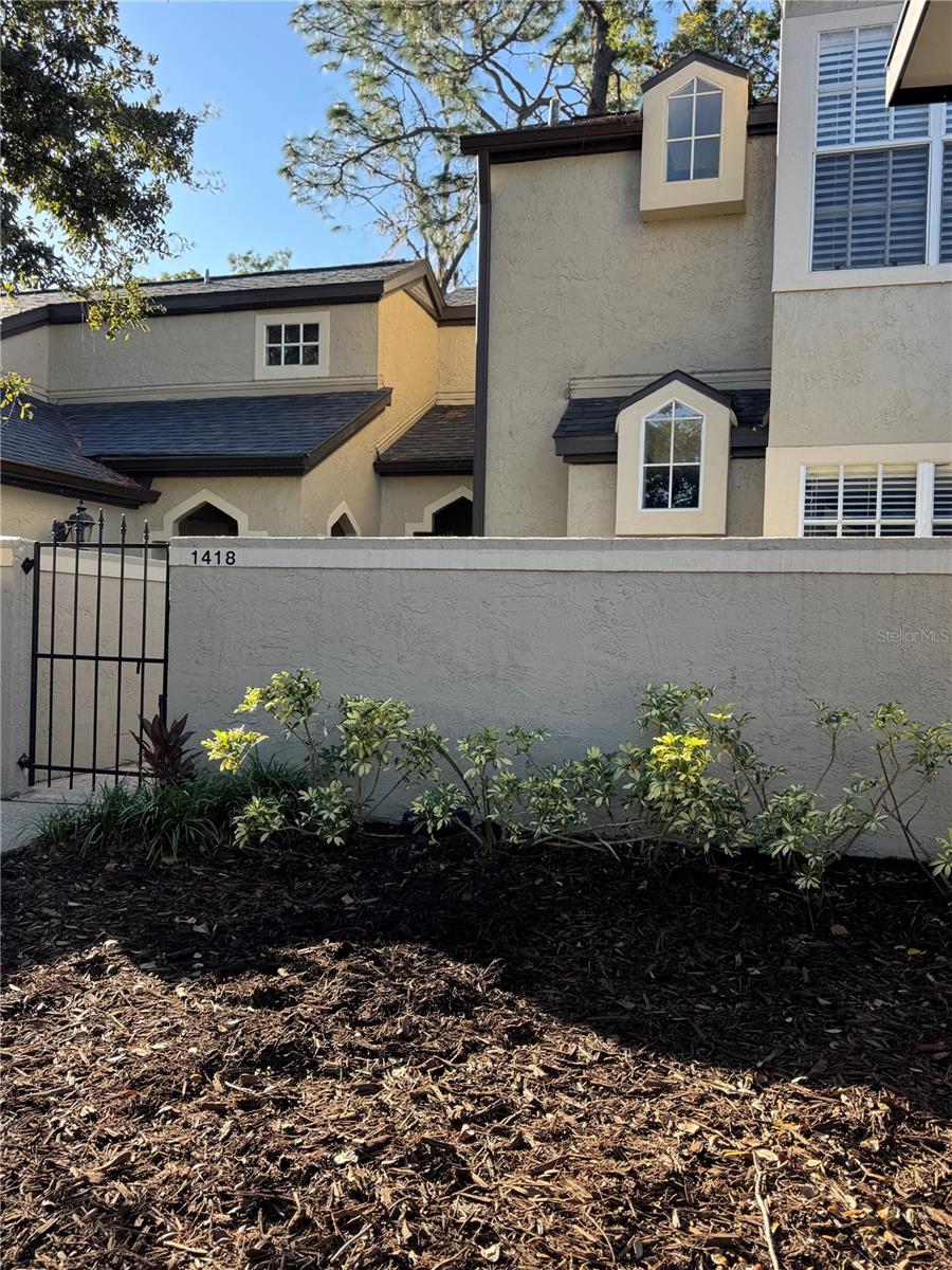 1418 FARRINDON CIRCLE 1418