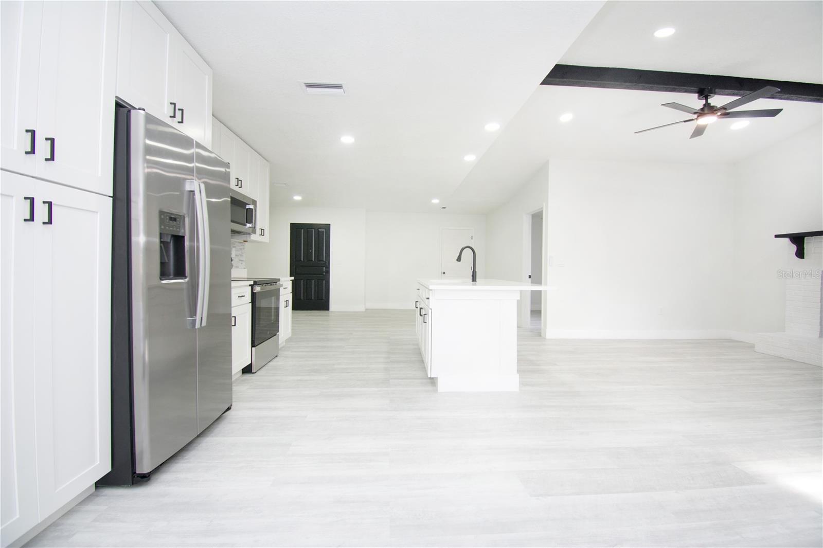 SPRING HILL - Residential