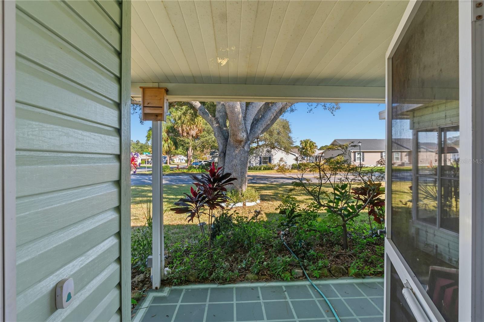 LADY LAKE ORANGE BLOSSOM GARDENS UNIT 14 - Residential