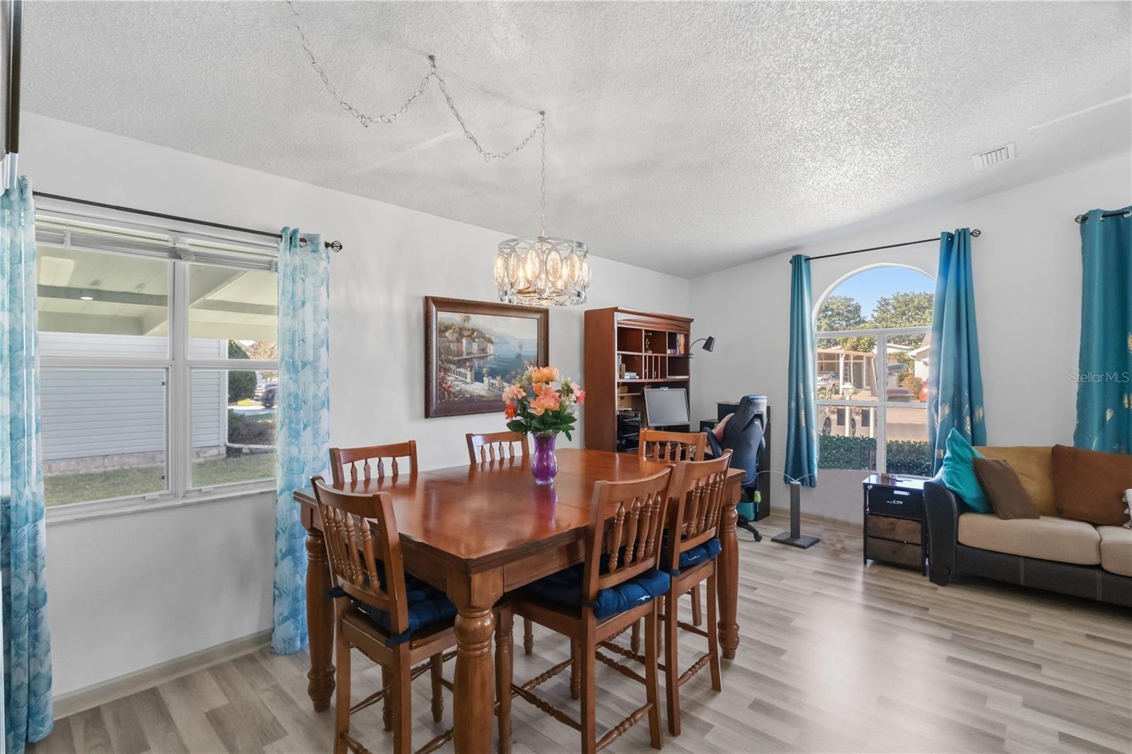 LADY LAKE ORANGE BLOSSOM GARDENS UNIT 14 - Residential