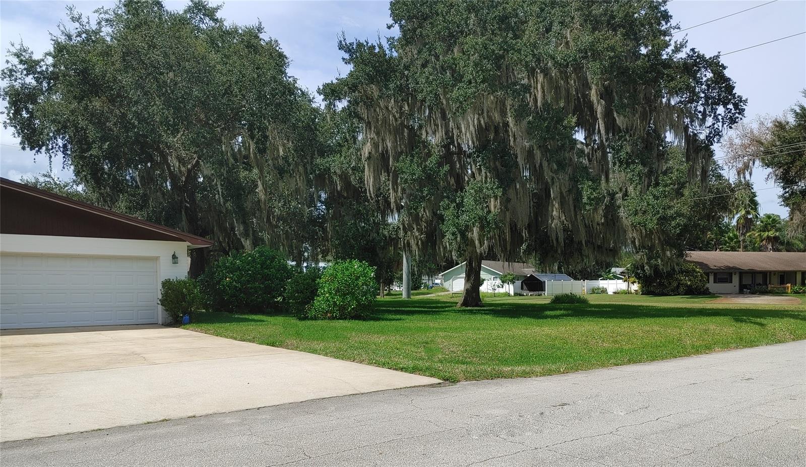 Florida Shores 01 - Residential