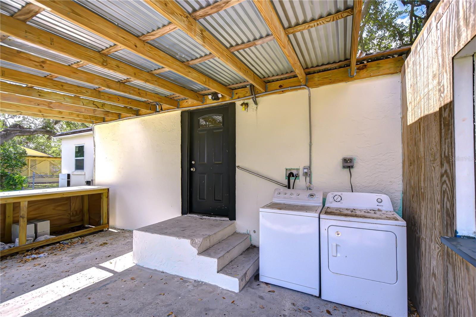 GULF GROVE - Residential