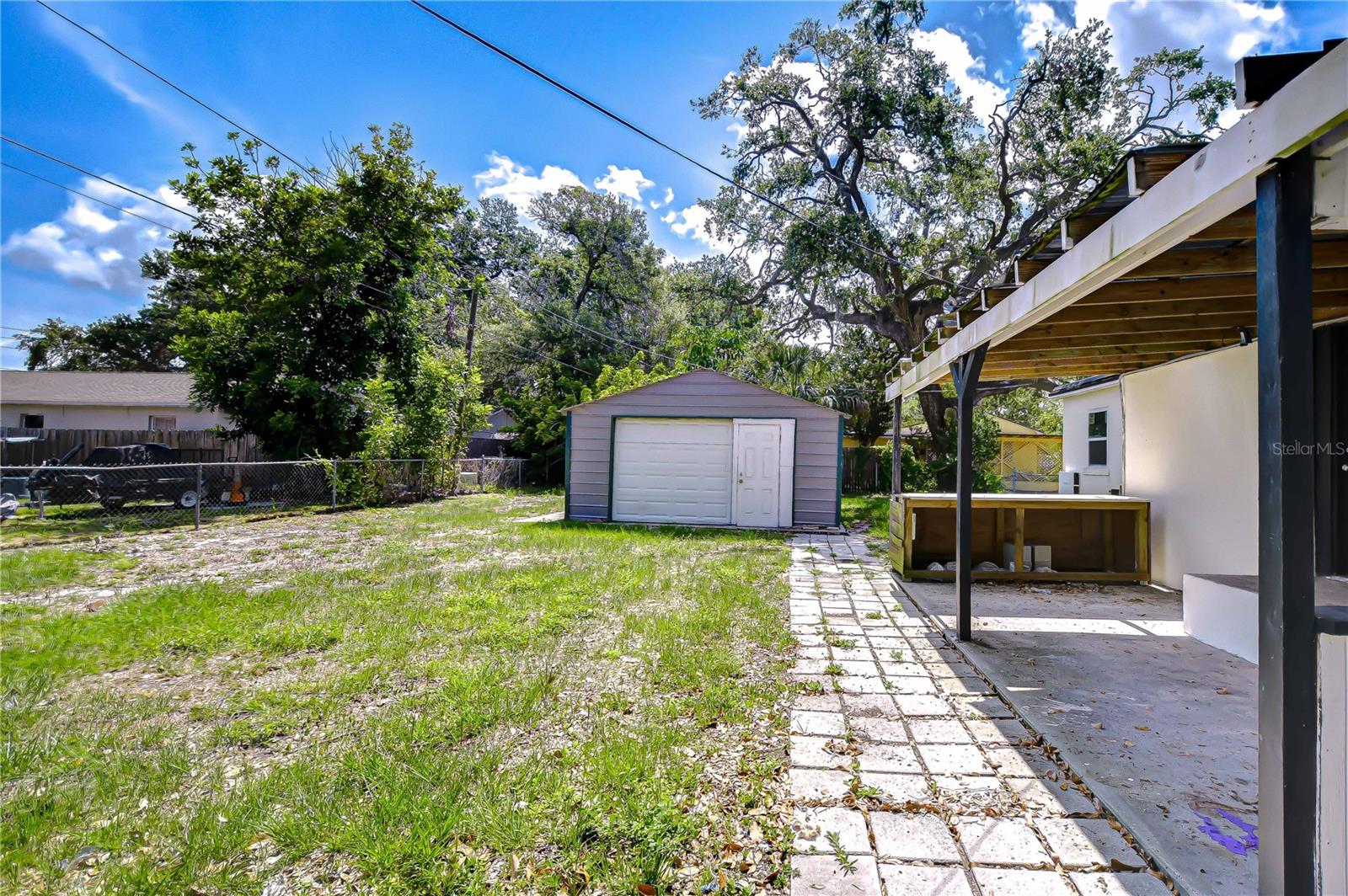 GULF GROVE - Residential
