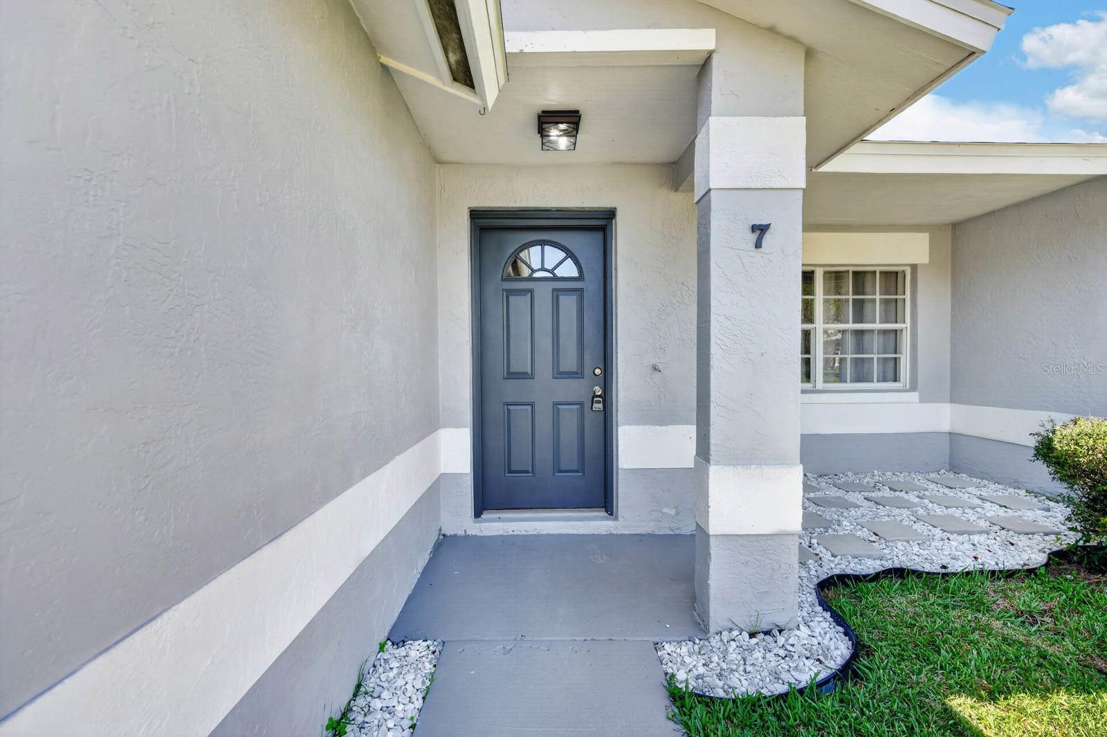 7 BROWNSTONE LANE