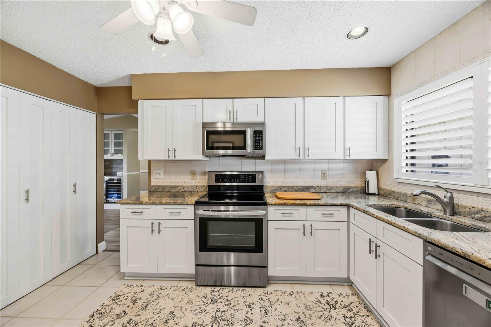 HAMMOCKS II - Residential