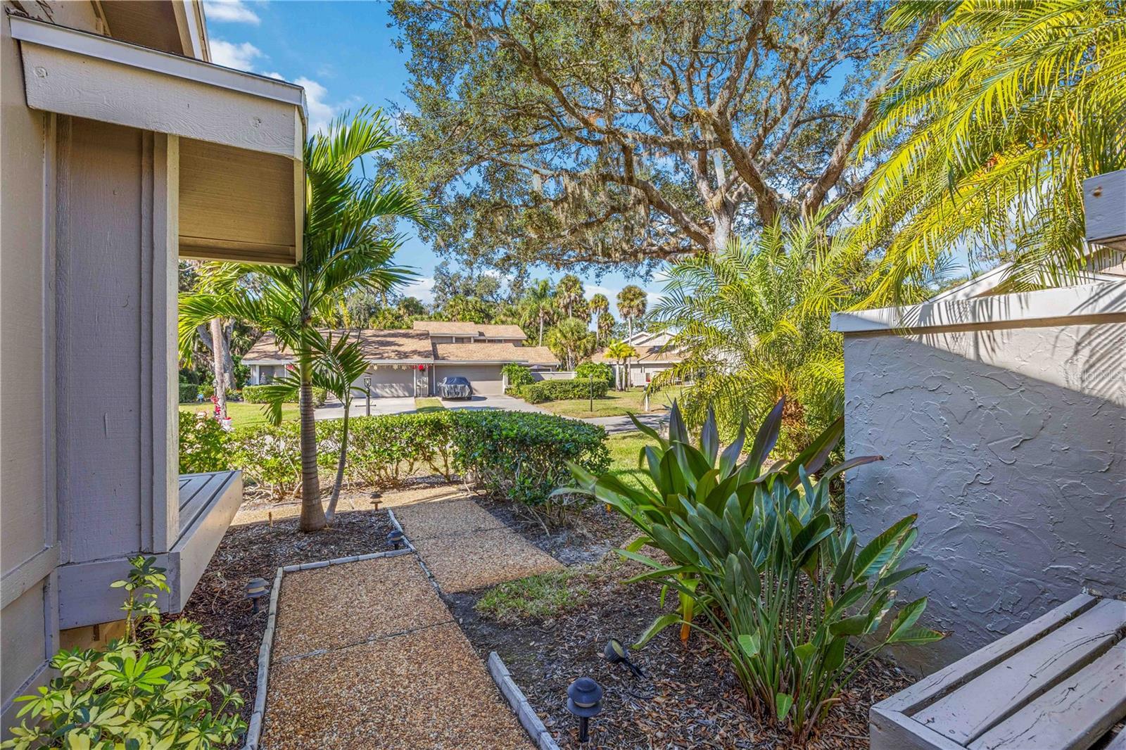 HAMMOCKS II - Residential