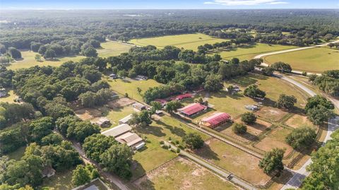 Tiny photo for 10575 SW 27th Avenue, Ocala, FL 34476 (MLS # OM714749)
