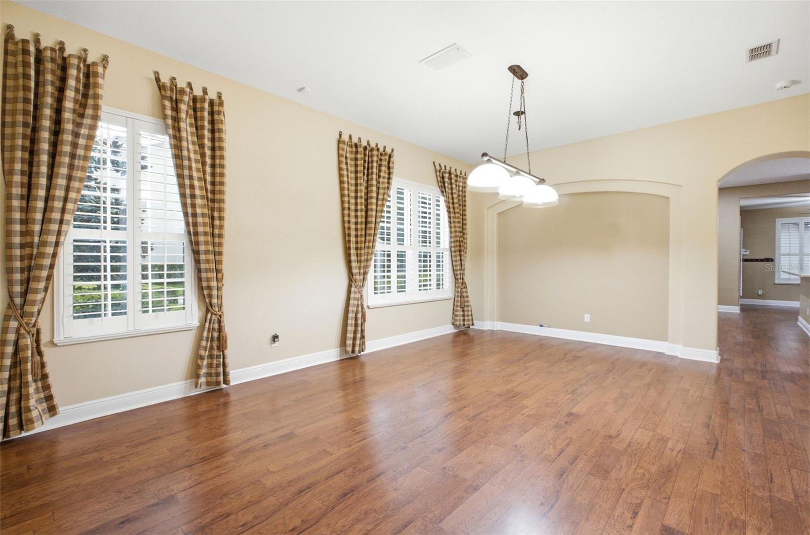 1538 TALLY CIRCLE
