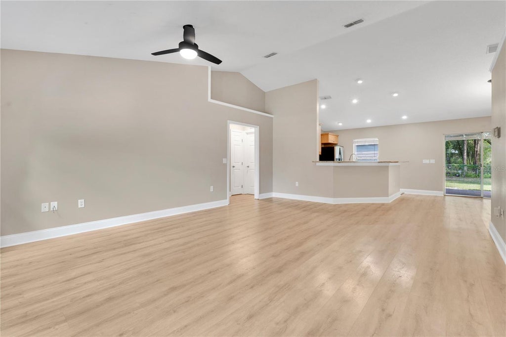 Photo of 14431 SE 36th Court, Summerfield, FL 34491 (MLS # G5118139)