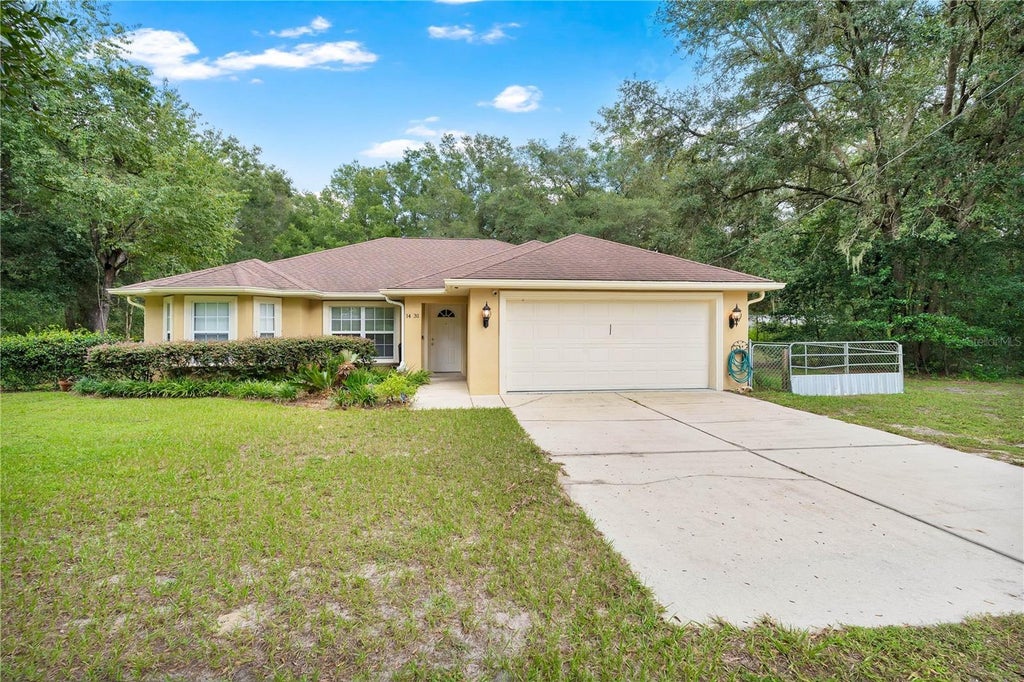 Photo of 14431 SE 36th Court, Summerfield, FL 34491 (MLS # G5118139)