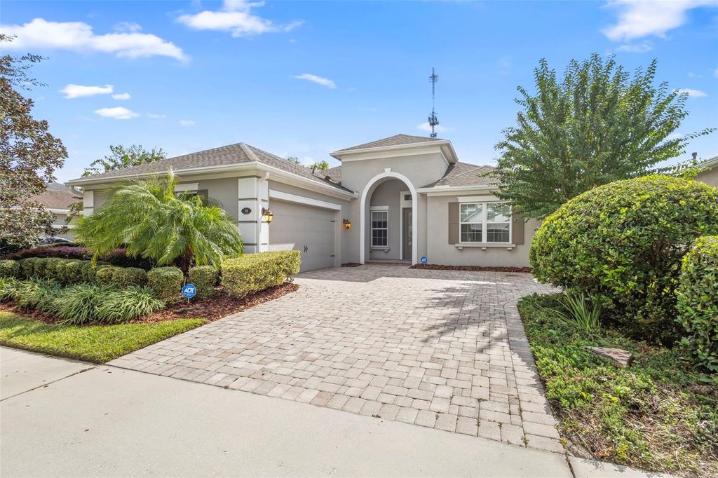 Photo of 108 Bedford Court, Deland, FL 32724 (MLS # V4945601)