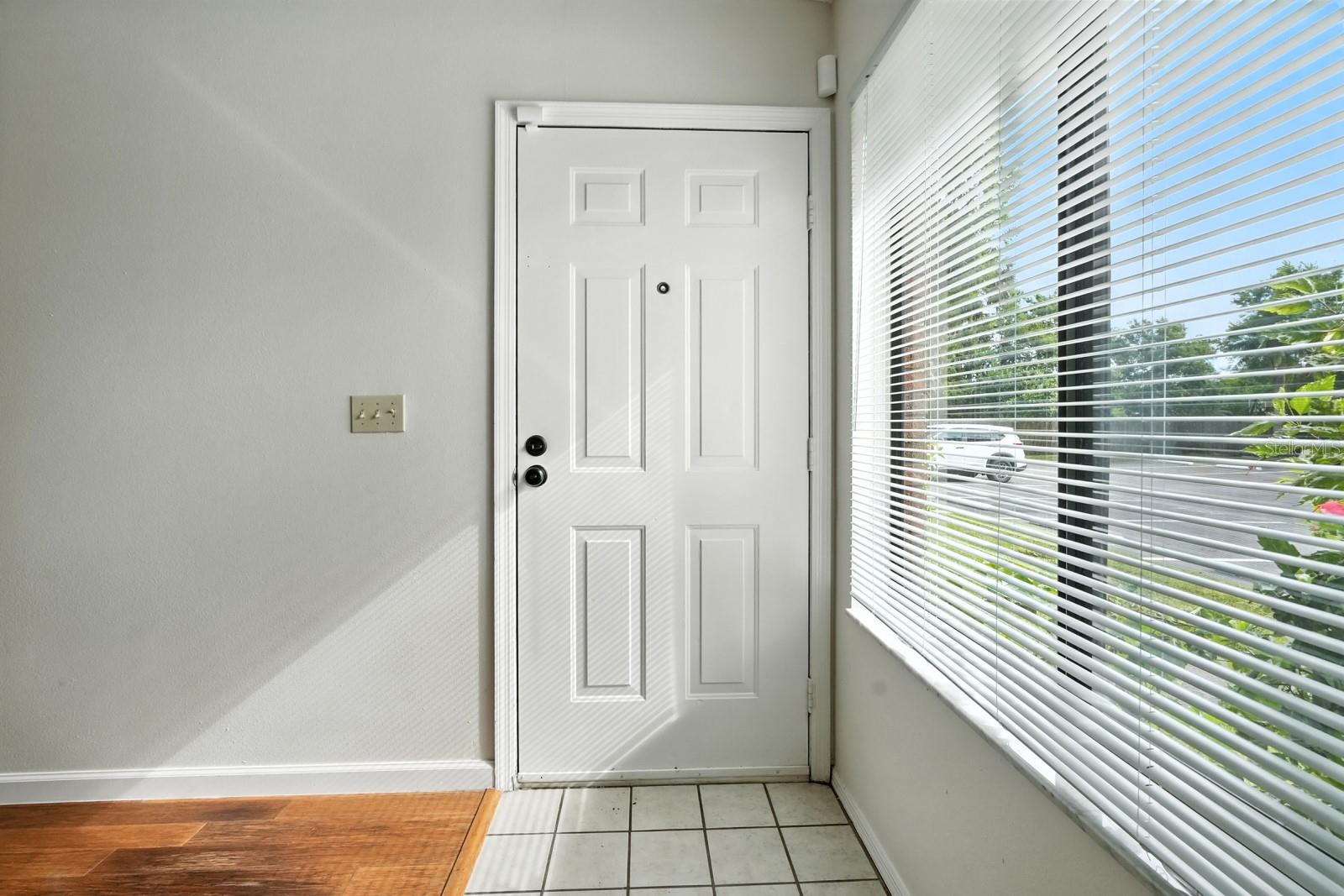 1512 HERITAGE LANE