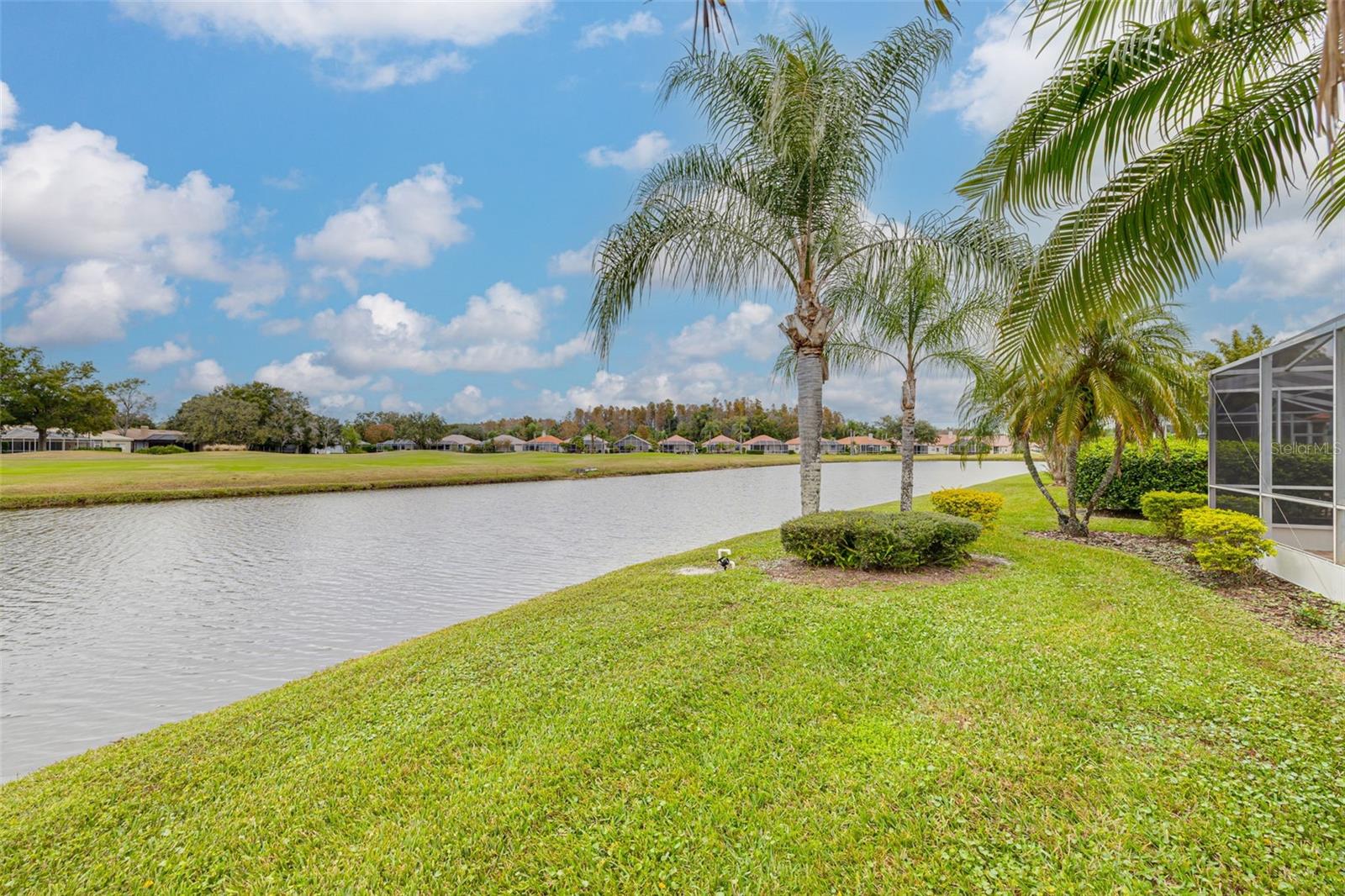 CRESCENT OAKS COUNTRY CLUB PH 1 - Residential