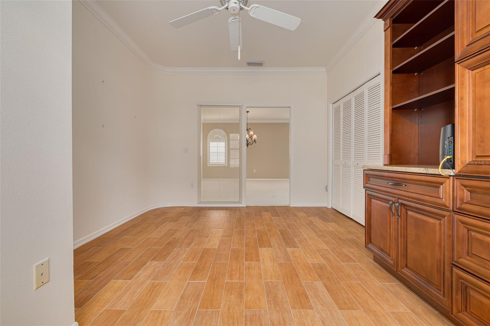 CRESCENT OAKS COUNTRY CLUB PH 1 - Residential