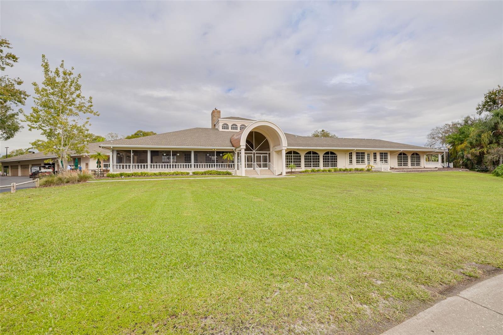 CRESCENT OAKS COUNTRY CLUB PH 1 - Residential