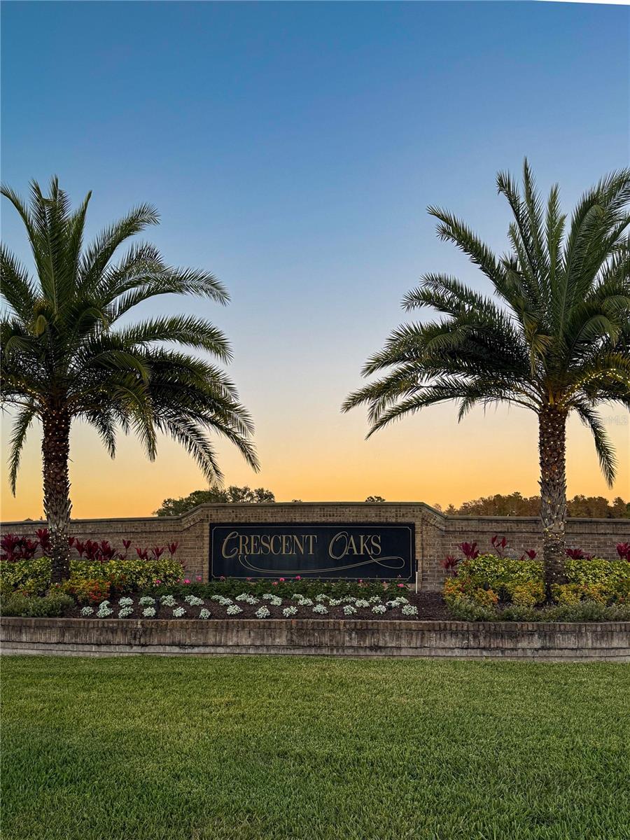 CRESCENT OAKS COUNTRY CLUB PH 1 - Residential