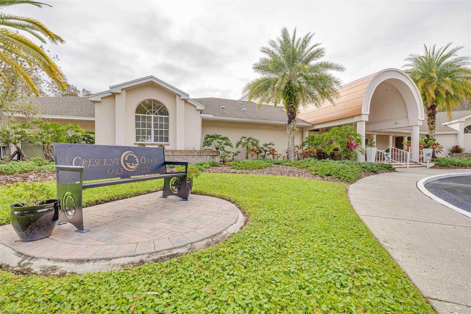 CRESCENT OAKS COUNTRY CLUB PH 1 - Residential