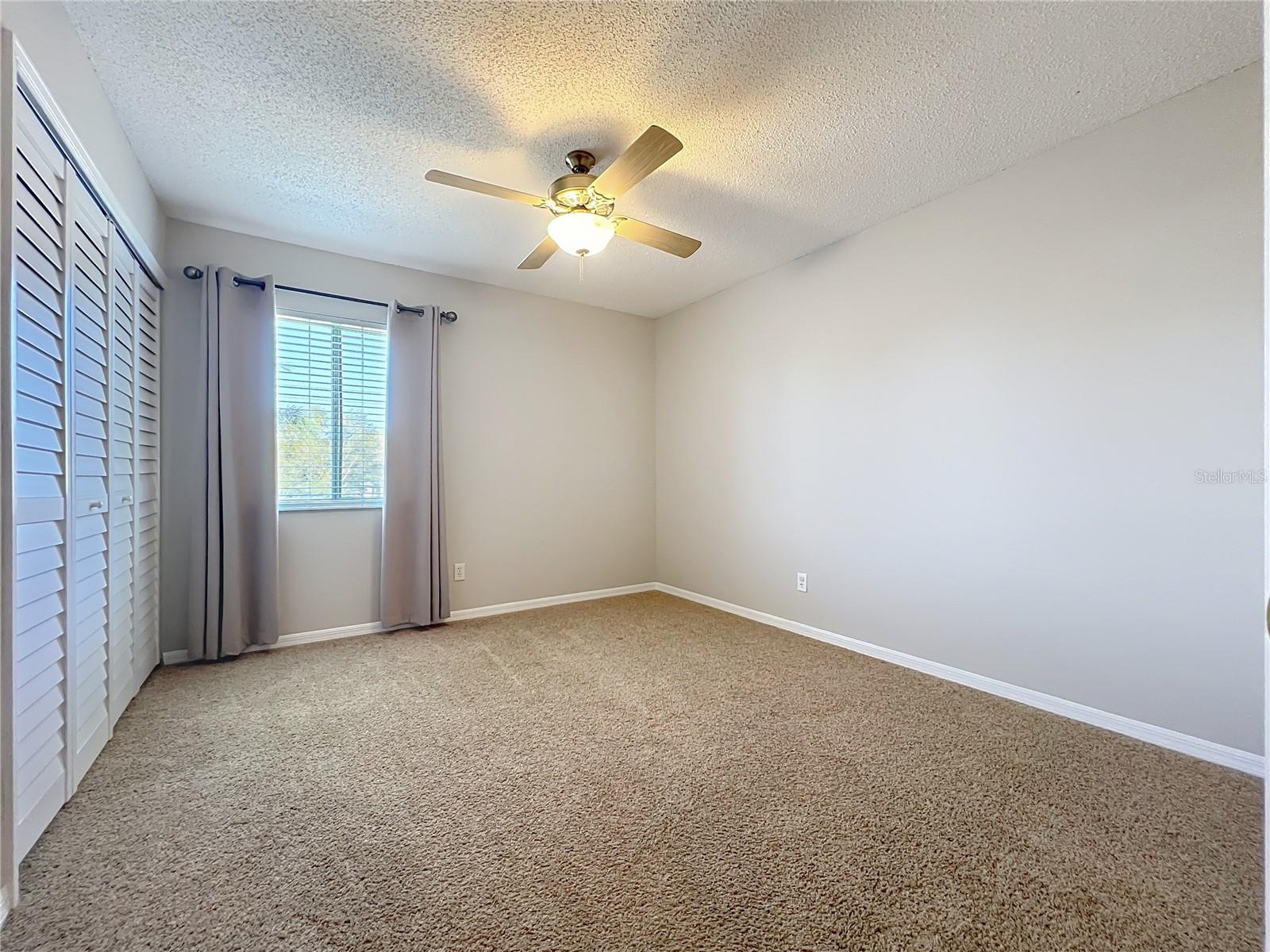 AUTUMN GLEN - Residential