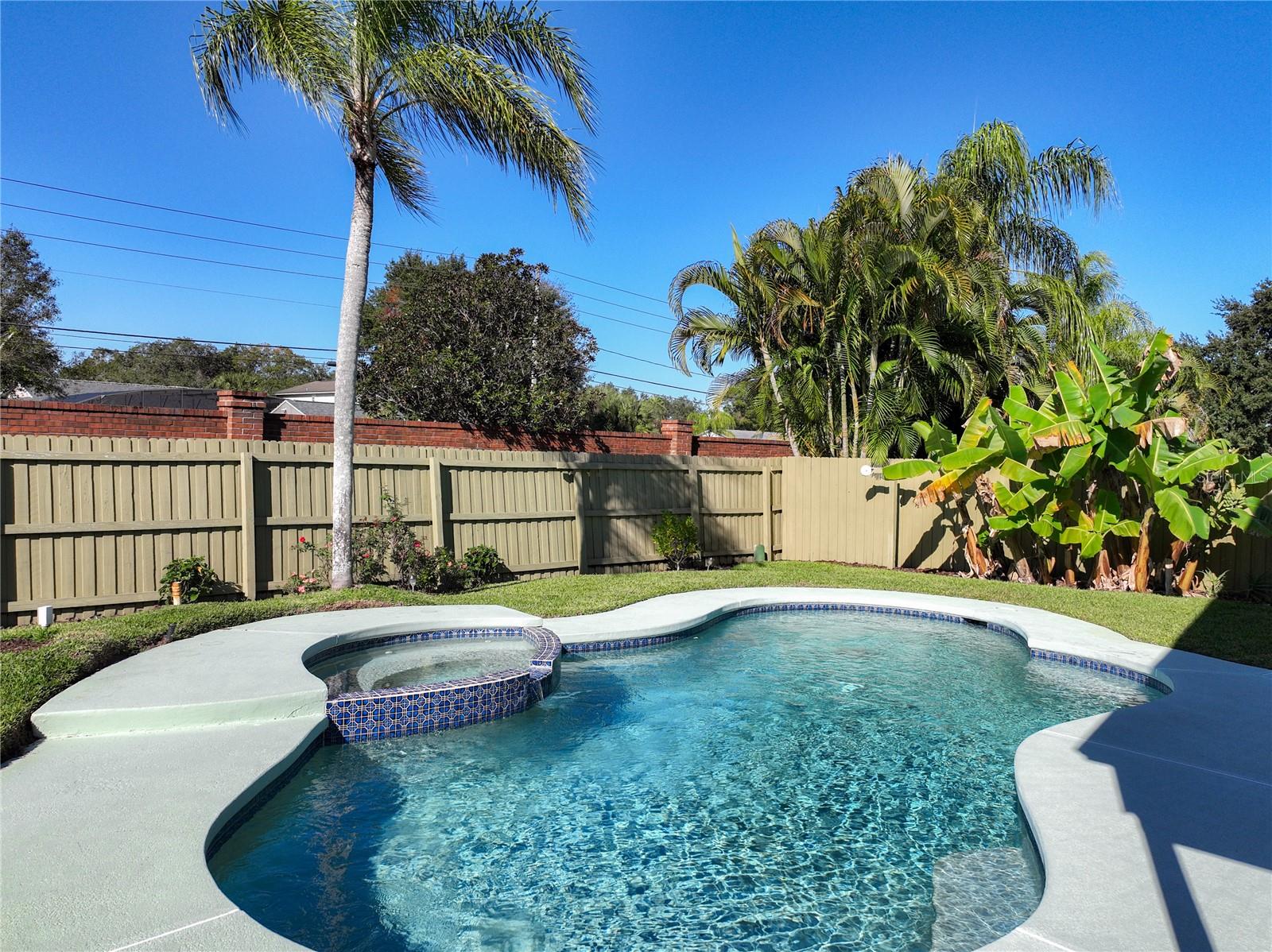 AUTUMN GLEN - Residential