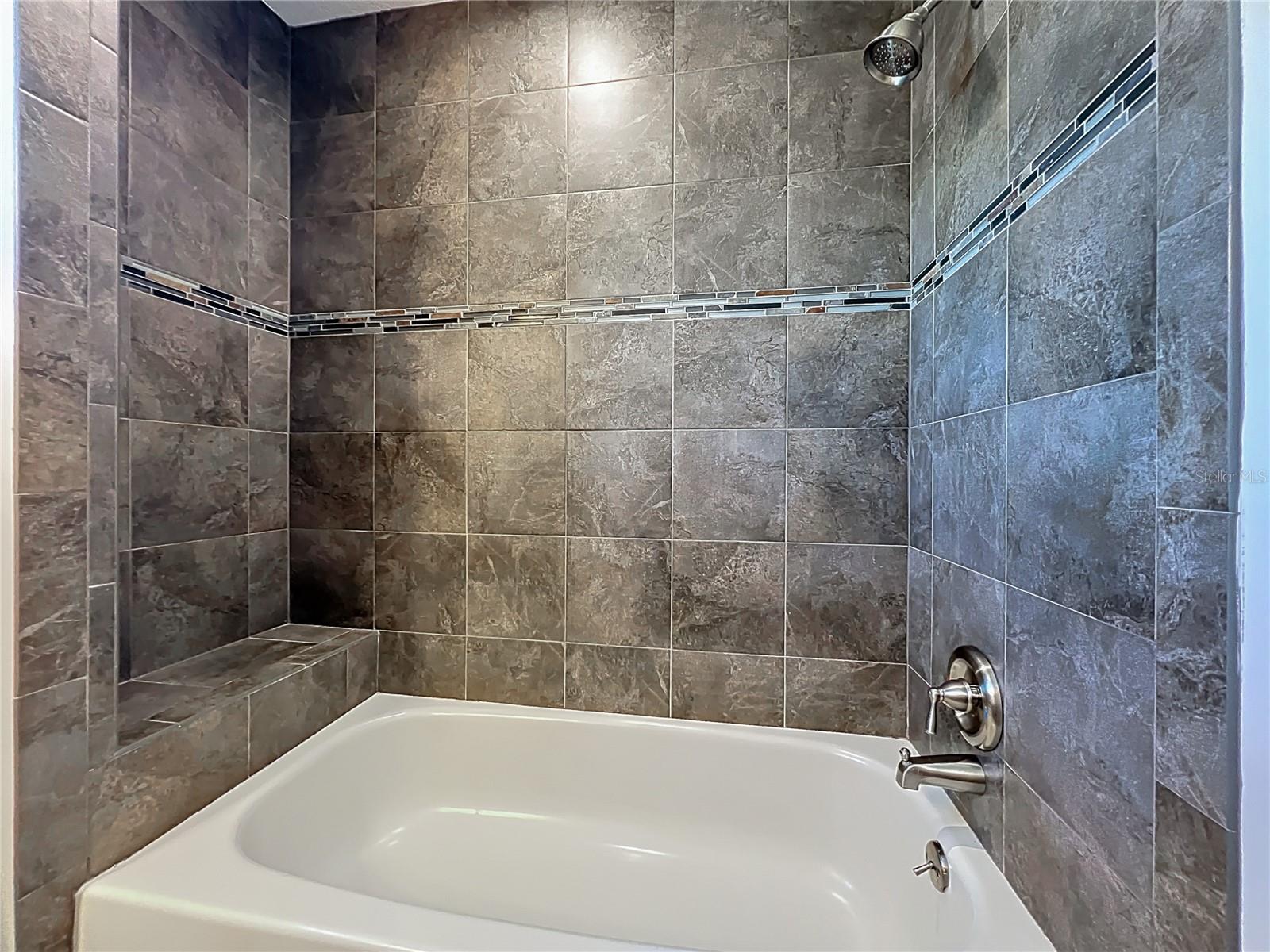 AUTUMN GLEN - Residential