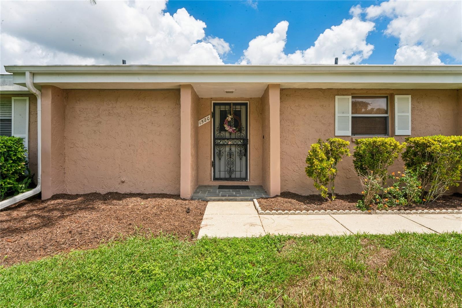 1520 PALMER COURT