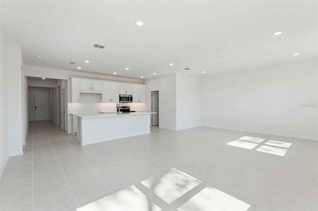 Photo of 778 Emerald Grove Drive, Apopka, FL 32703 (MLS # W7883032)