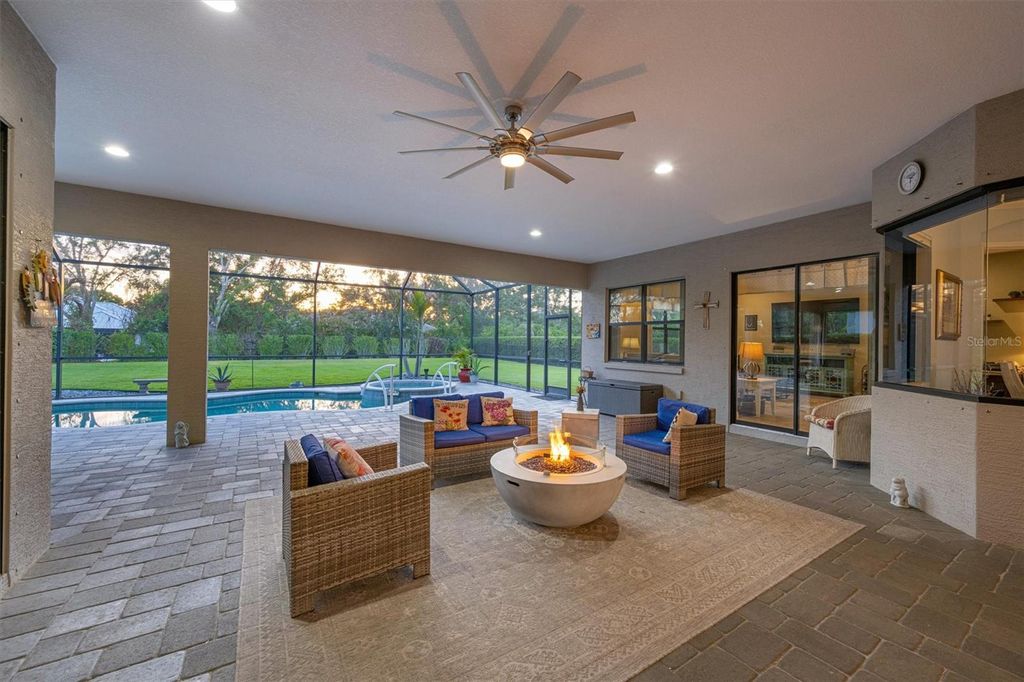 Photo of 1051 145th Street Circle NE, Bradenton, FL 34212 (MLS # A4691198)