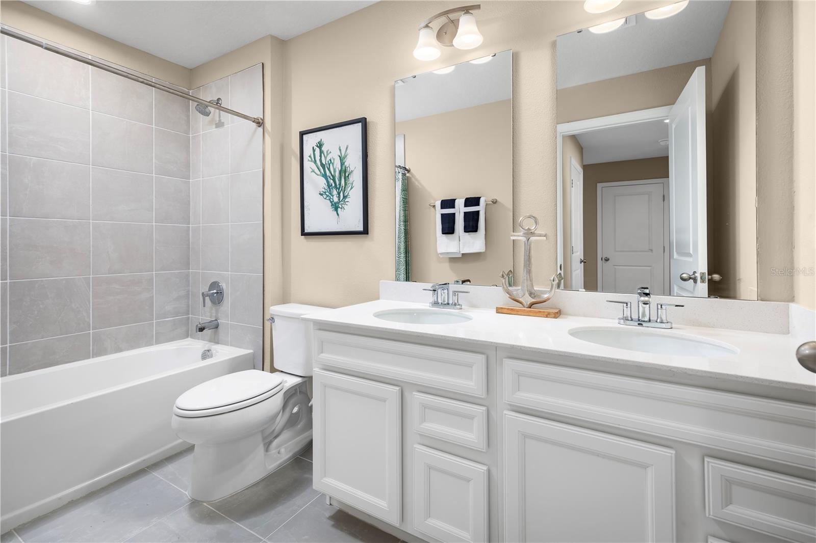 AMBER CREEK TOWNHOMES - Residential