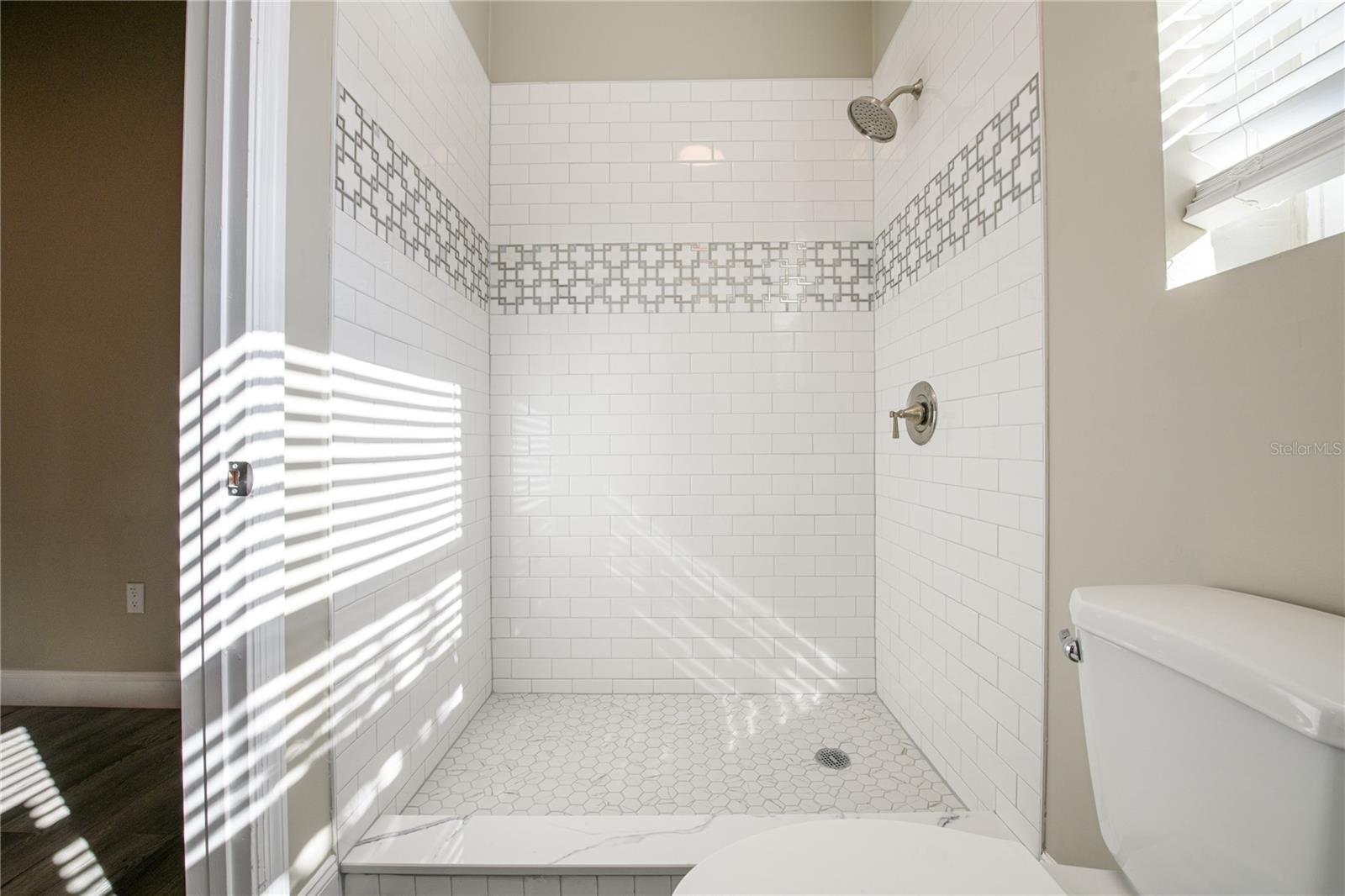 LAKE SHEFFIELD 1ST SEC - Residential