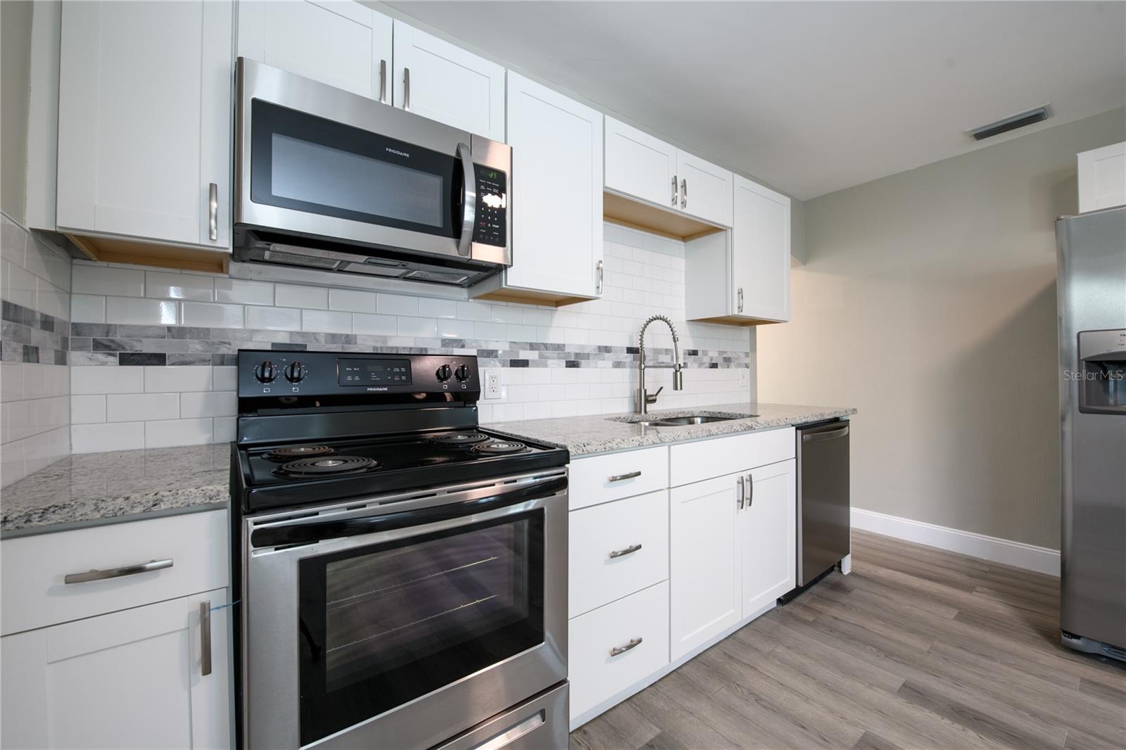 LAKE SHEFFIELD 1ST SEC - Residential