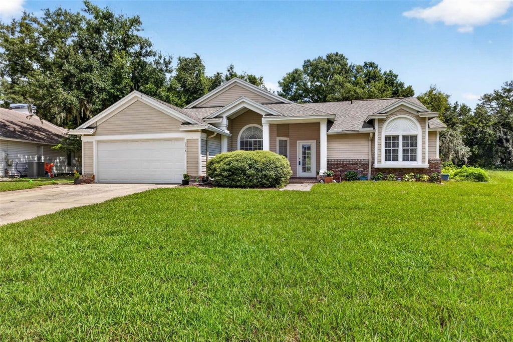 Photo of 3318 Silverpond Drive, Plant City, FL 33566 (MLS # TB8545809)