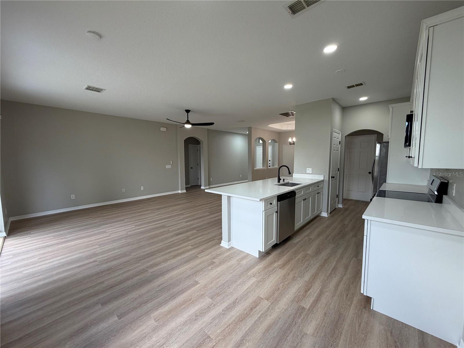 DADES LT A-C BLK 05 RICHS ADD DELAND - Residential