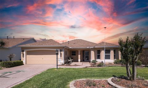 Photo of 2415 Morven Park Way, The Villages, FL 32162 (MLS # G5108987)