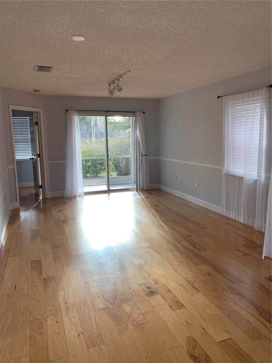 PALM VILLAS CONDO - Residential